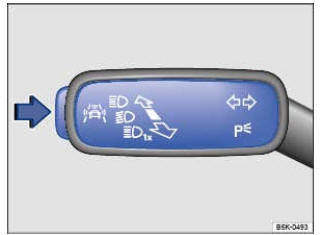 Fig. 24 Sur le levier des clignotants et de l'inverseur-codes, à gauche sur la colonne de direction : touche des systèmes d'aide à la conduite